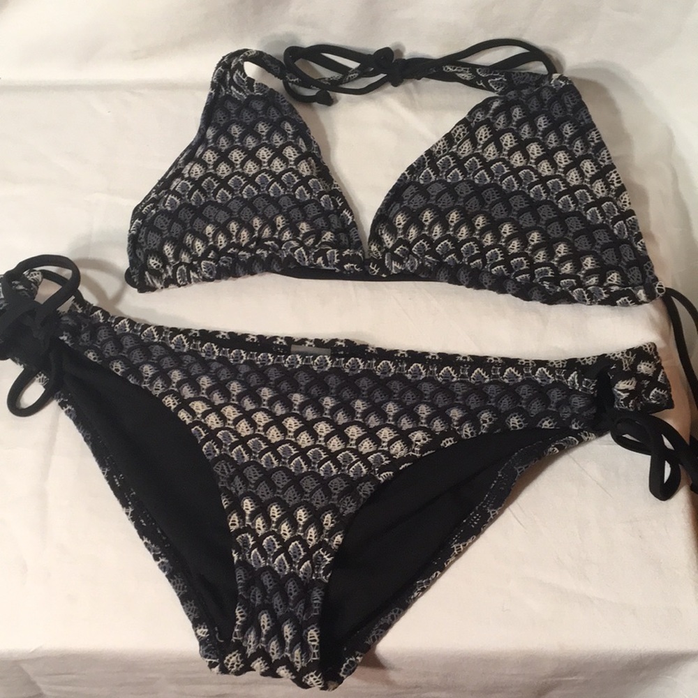 Black and White bikini
